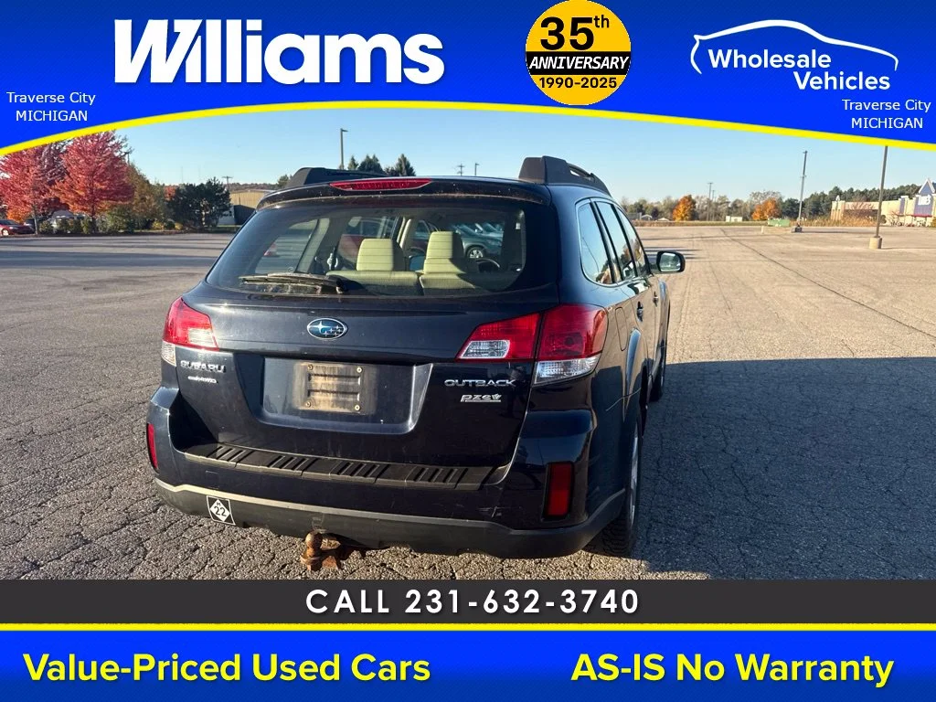 Used 2012 Indigo Subaru 2.5i image 16
