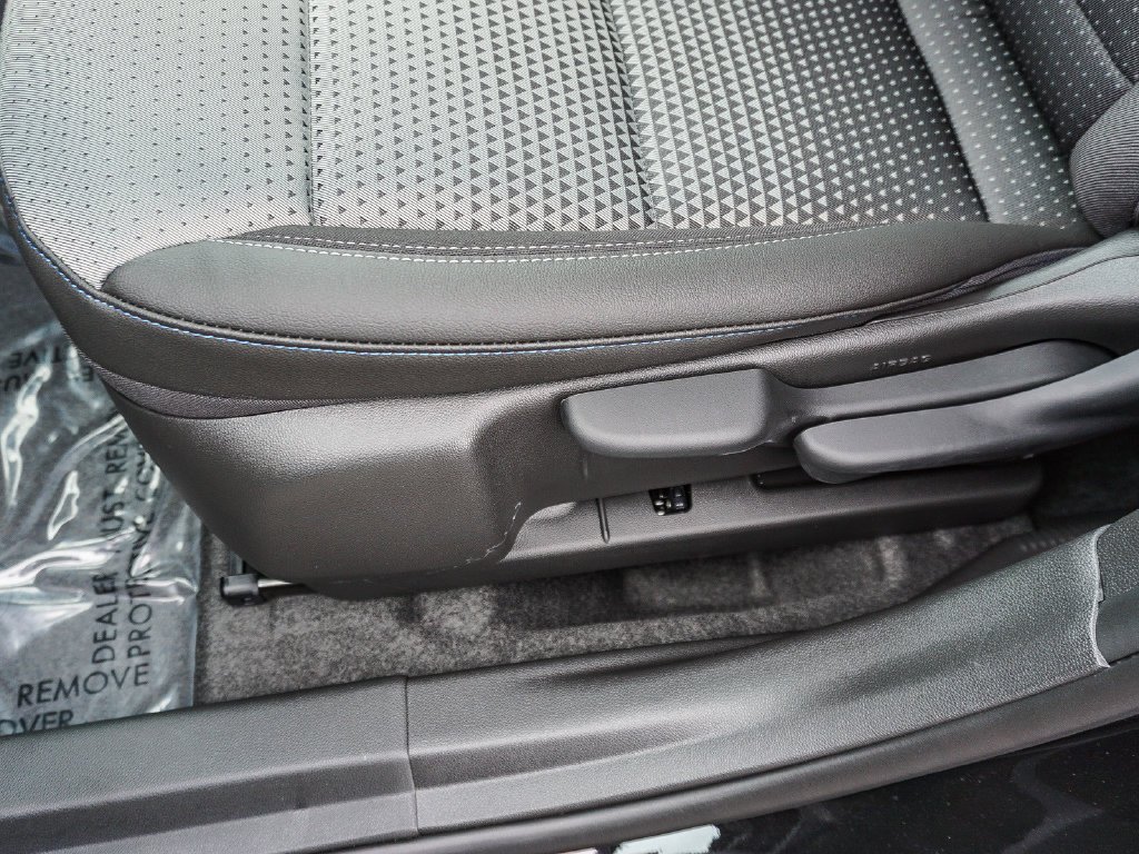 2026 Chevrolet Trax LT - Photo 19