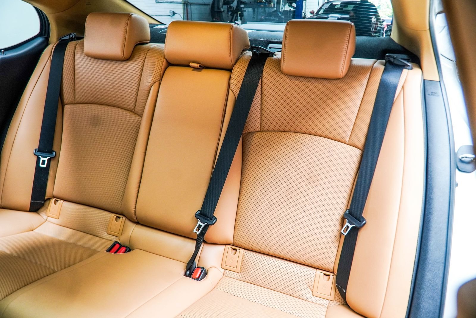 Used 2023 Beige Lexus 350 image 41