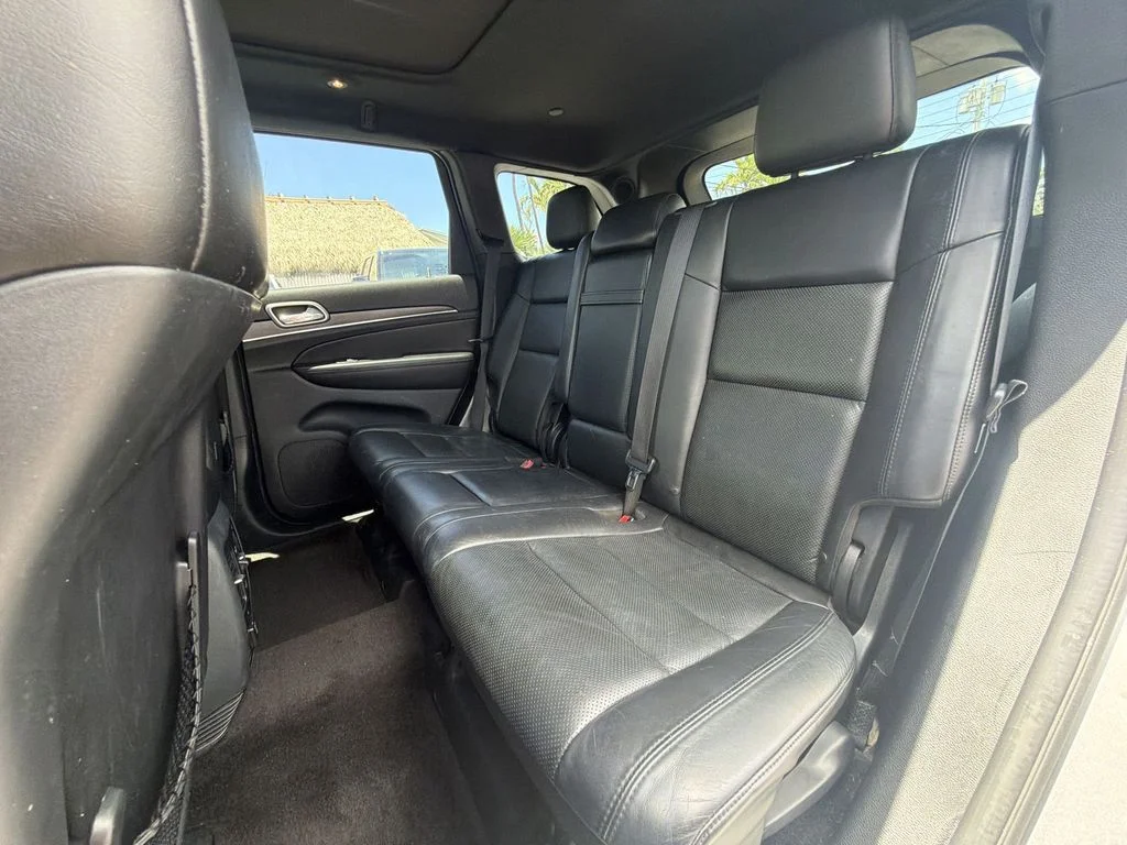 Used 2018 Billet Silver Metallic Jeep Limited image 32