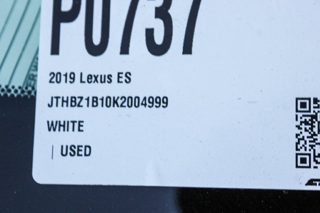 2019 Lexus ES 350 - Photo 28