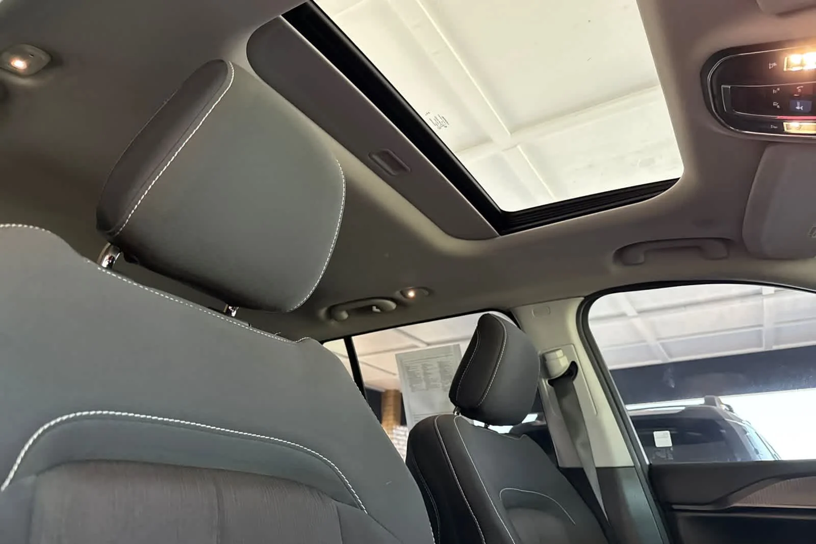 Used 2024 Bright White Clearcoat Jeep Laredo X image 18