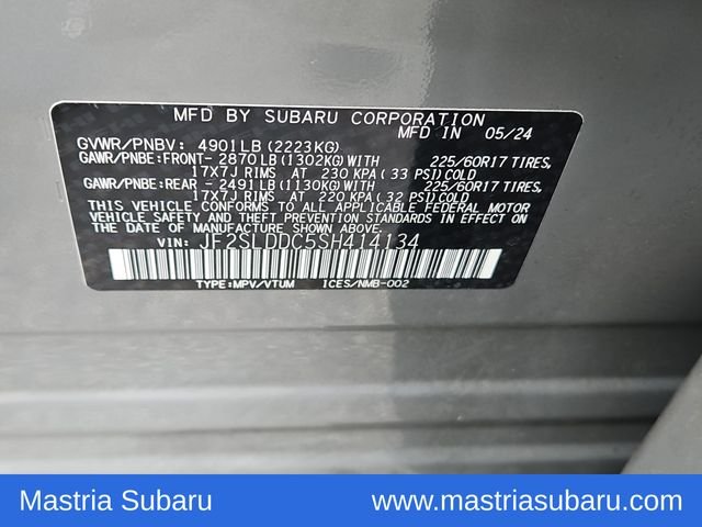 Used 2025 Pearl Subaru Premium image 8