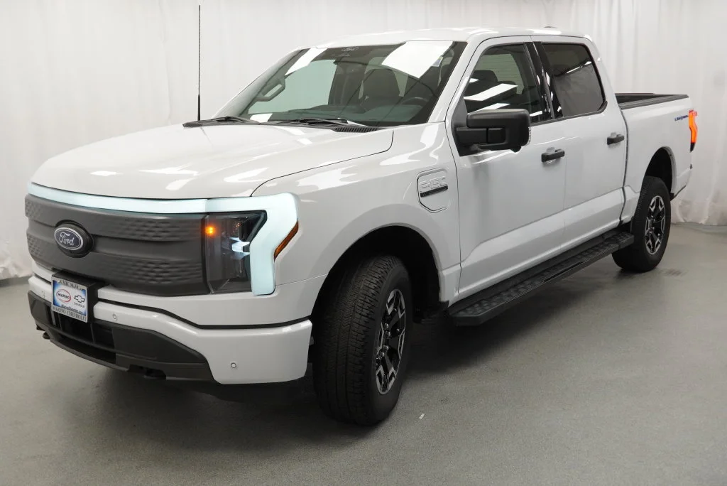 Used 2022 White Ford XLT image 21