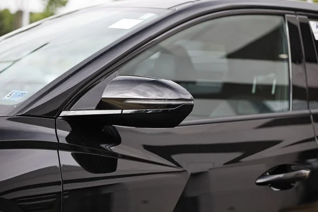 Used 2025 Phantom Black Hyundai XRT image 12