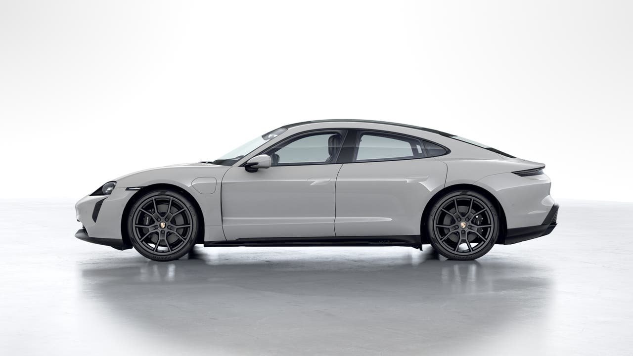 Certified Used 2023 Chalk Porsche GTS image 2