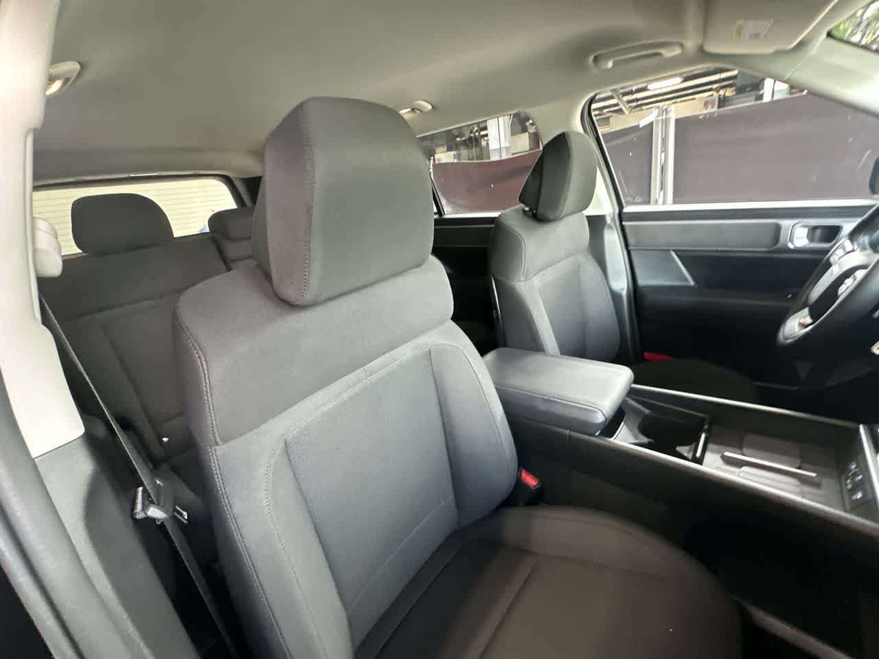 2026 Hyundai Santa Fe SE - Photo 27