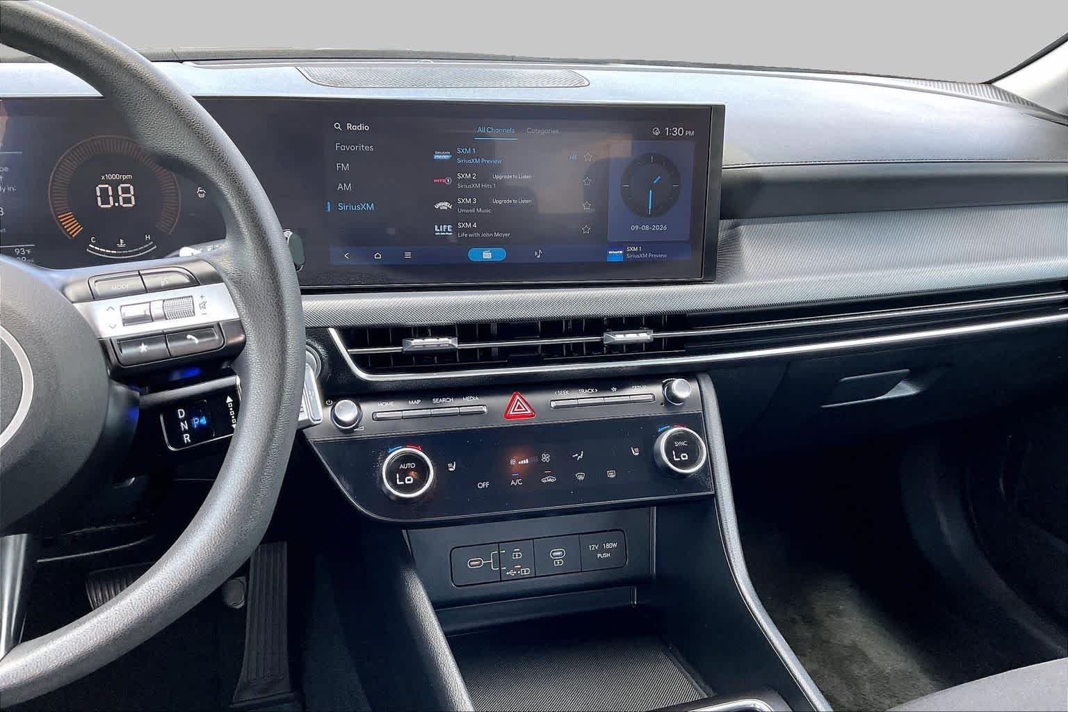 Used 2025 Black Hyundai SEL image 7