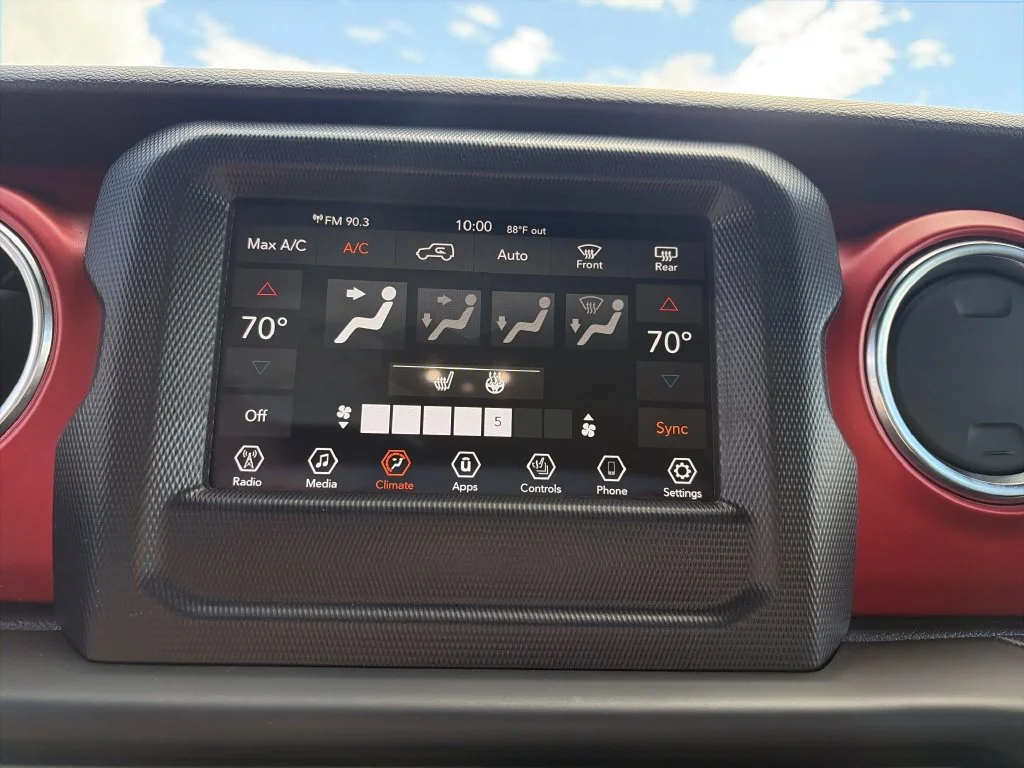 Certified Used 2021 Gray Jeep Unlimited Rubicon image 22