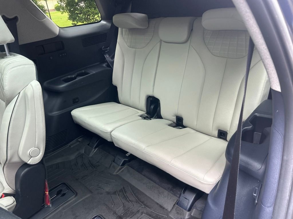Used 2023 White Hyundai Limited image 26