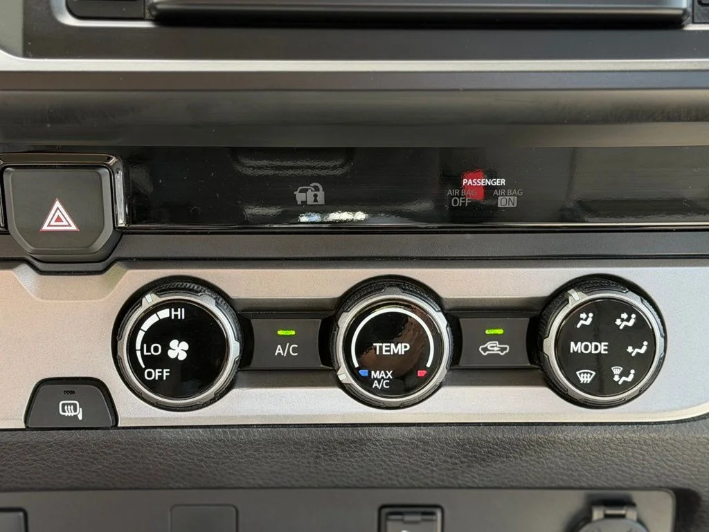 Used 2016 Black Toyota SR image 10