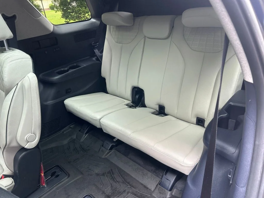 Used 2023 White Hyundai Limited image 26
