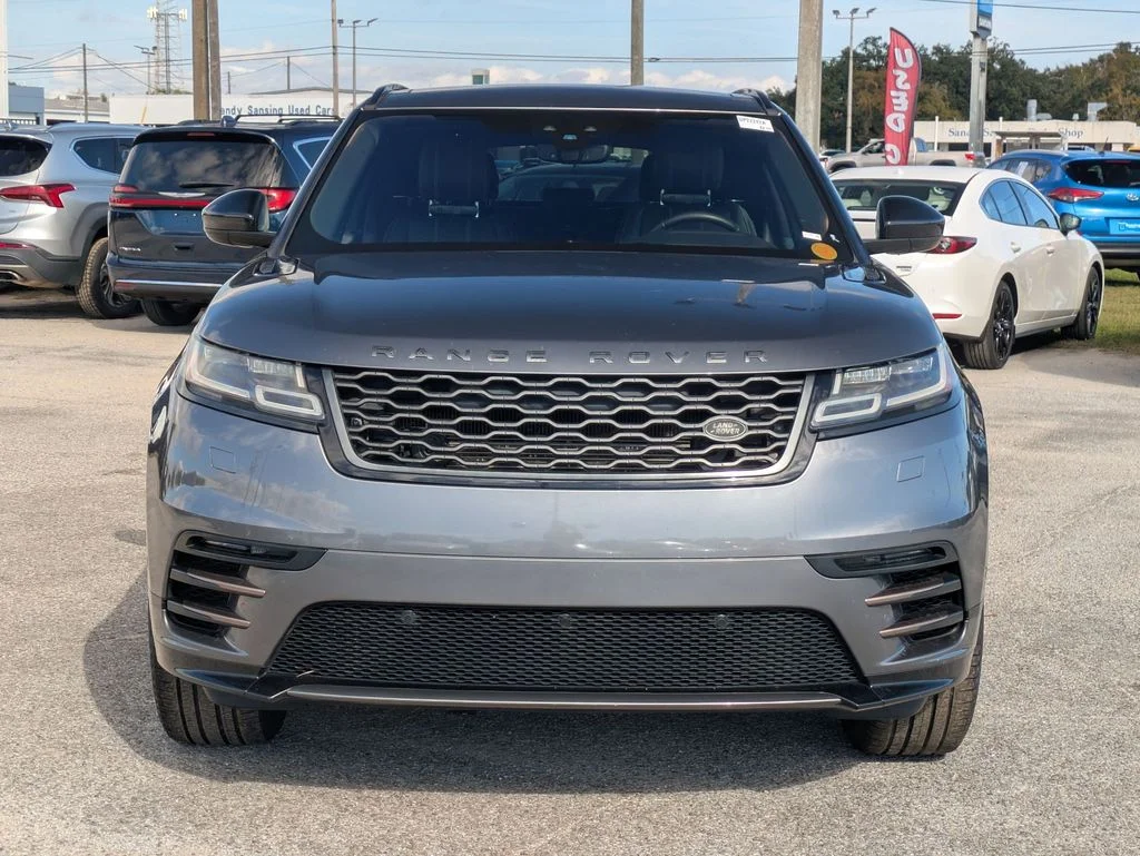 Used 2018 Gray Land Rover SE R-Dynamic image 8