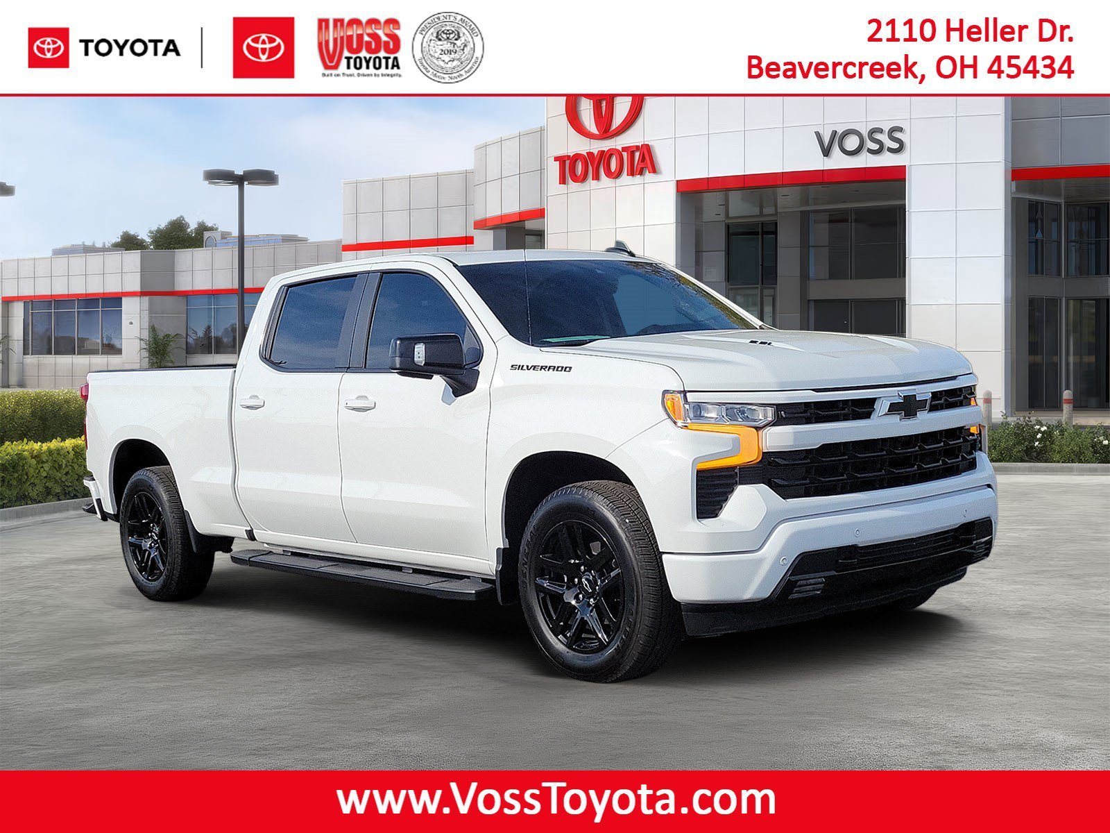 Used 2026 Summit White Chevrolet RST image 1
