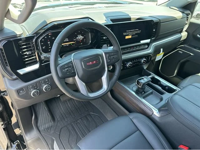 2026 GMC Sierra 1500 SLT - Photo 23