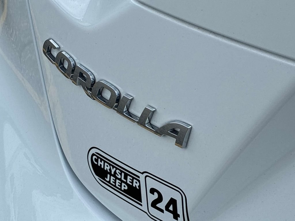 Used 2024 White Toyota SE image 12