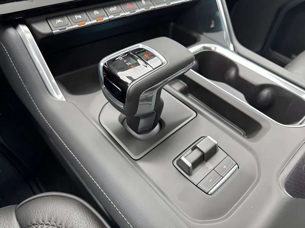 Used 2026 Onyx Black GMC Denali image 19
