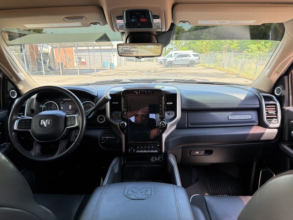 2022 RAM Ram 3500 Pickup Laramie - Photo 23