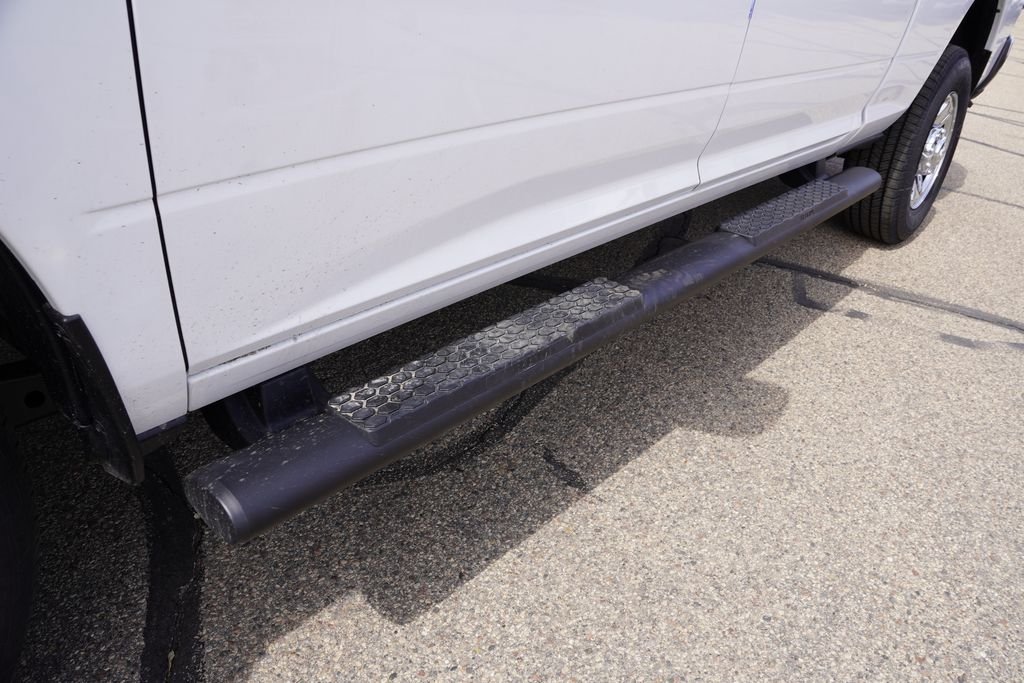 New 2026 Bright White Clearcoat RAM Tradesman image 10