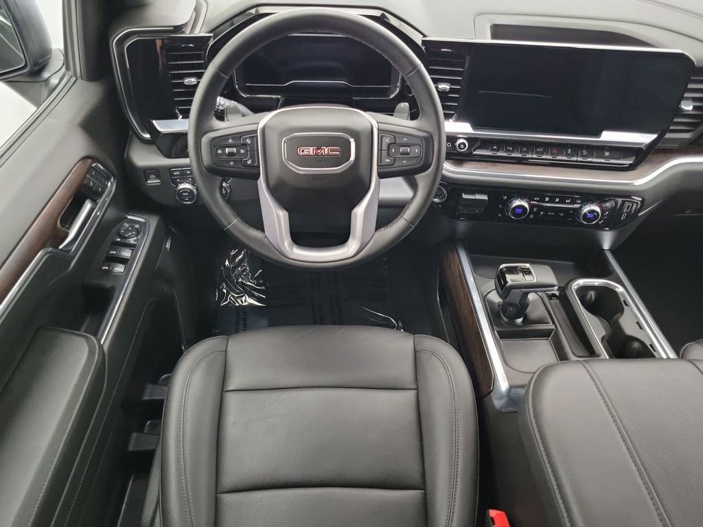 2024 GMC Sierra 1500 SLT - Photo 10