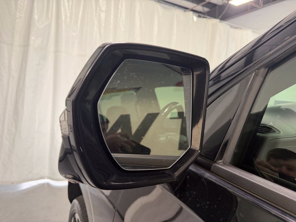 2021 Chevrolet Tahoe Z71 - Photo 12