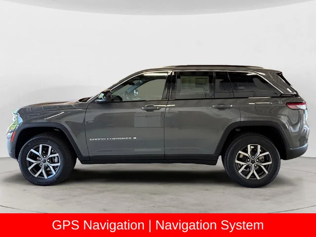 New 2027 Gray Jeep Laredo image 2