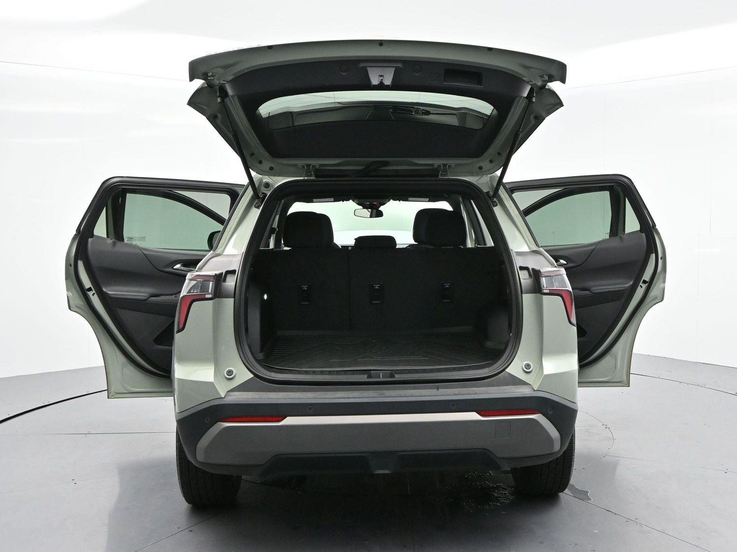 Used 2025 Cacti Green Chevrolet LT image 39