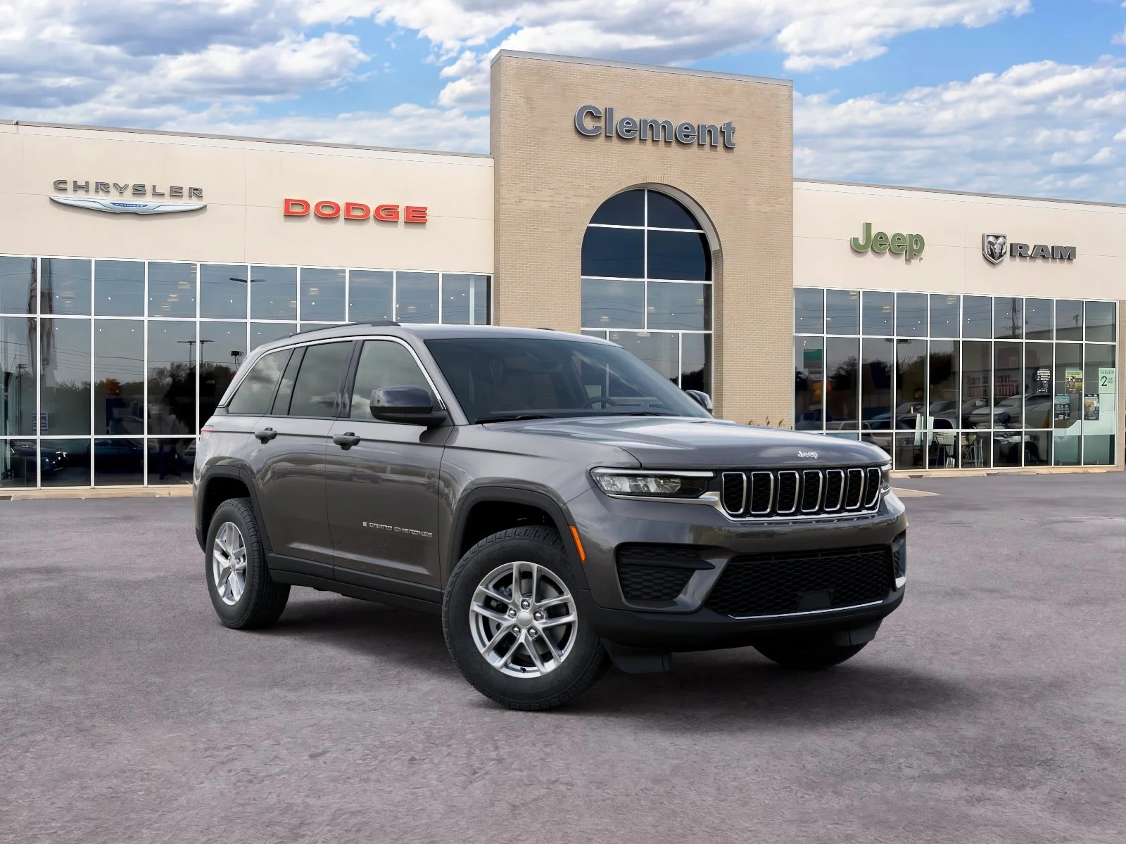 New 2026 Baltic Gray Metallic Clear-Coat Exterior Paint Jeep Laredo X image 34