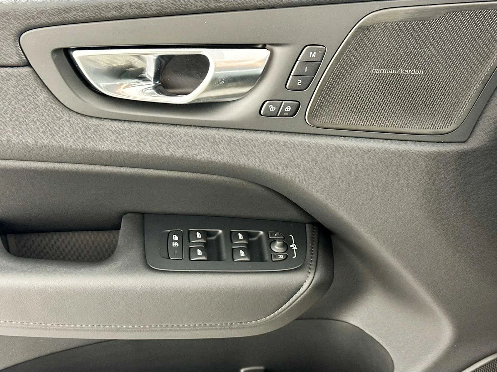 Certified Used 2025 Platinum Grey Volvo Plus image 14