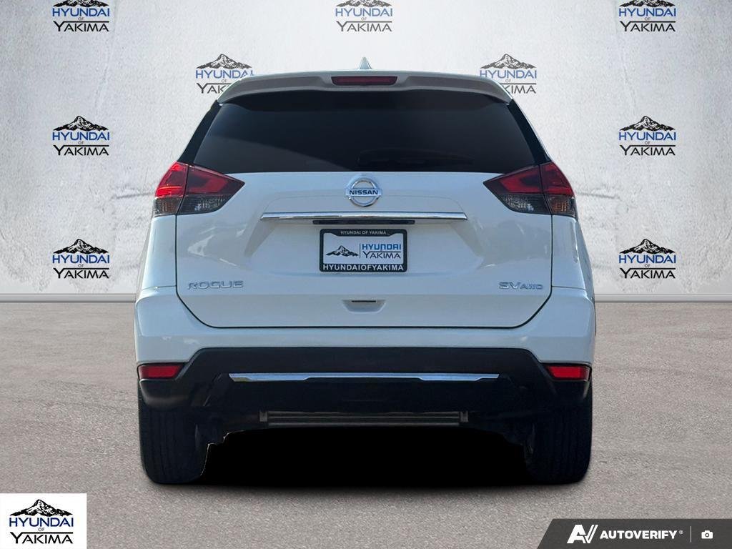 Used 2018 Glacier White Nissan SV image 5