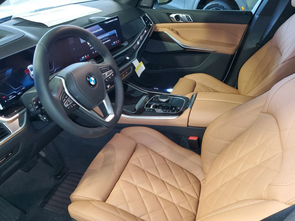 Used 2026 White BMW sDrive40i image 15