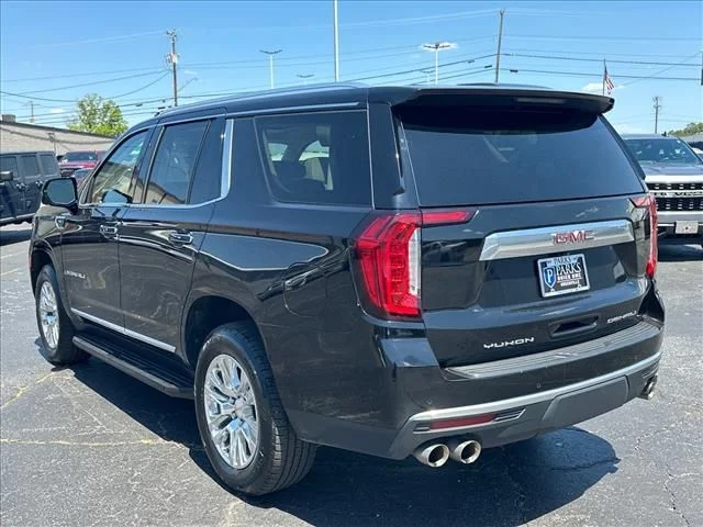 Used 2024 Black GMC Denali image 8