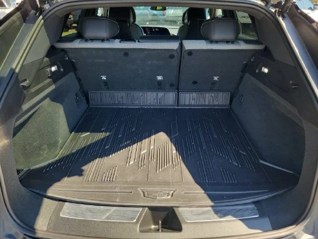 2024 Cadillac LYRIQ Tech - Photo 13