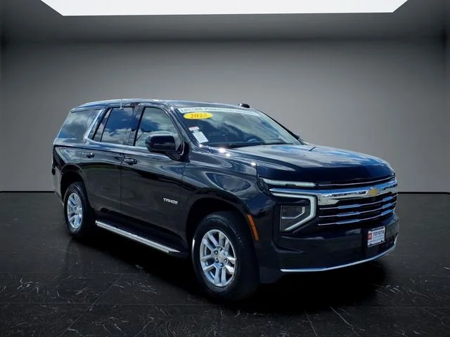 Used 2025 Black Chevrolet LT image 5