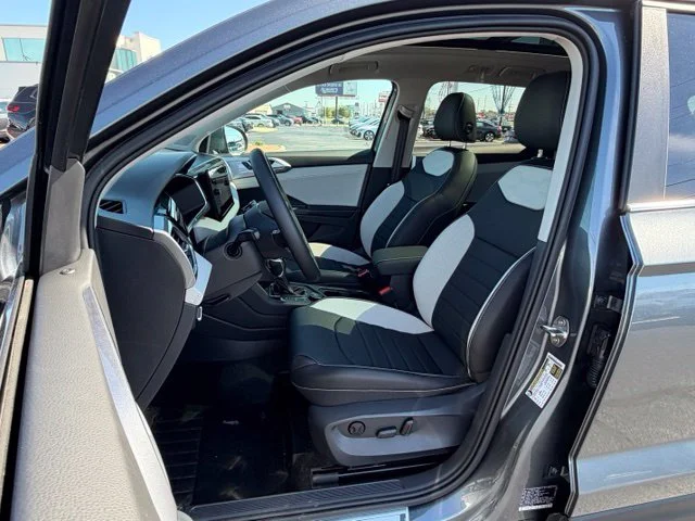 New 2027 Platinum Gray Metallic Volkswagen 1.5T SEL image 8