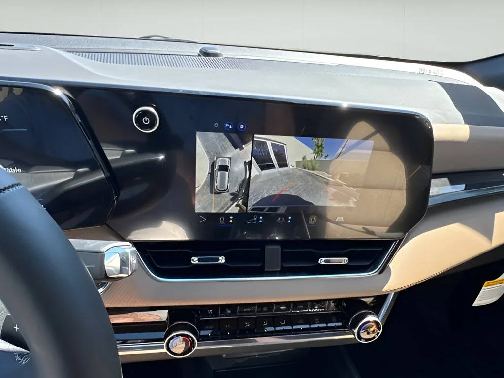 New 2027 Mosaic Black Metallic Chevrolet ACTIV image 22