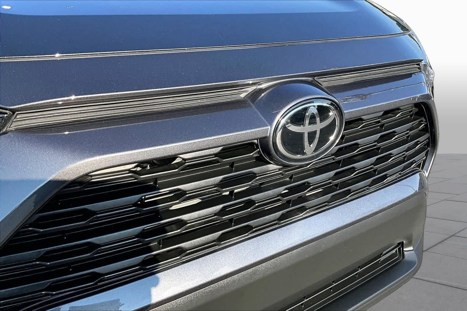 Used 2025 Magnetic Gray Metallic Toyota LE image 30