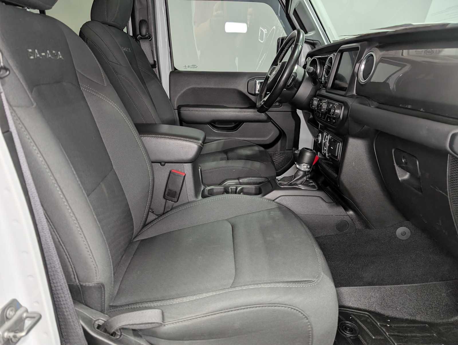 2022 Jeep Wrangler Unlimited Sahara - Photo 42