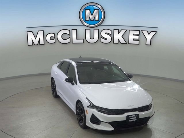 Used 2024 White Kia GT-Line image 8
