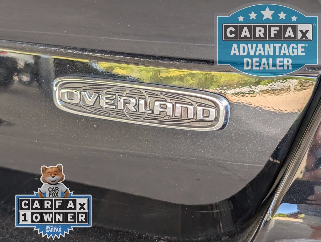 Used 2023  Jeep Overland image 38