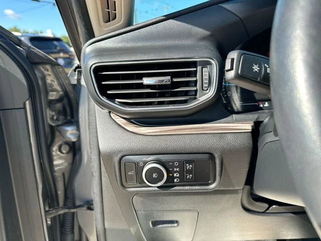Certified Used 2023 Gray Ford Limited image 21
