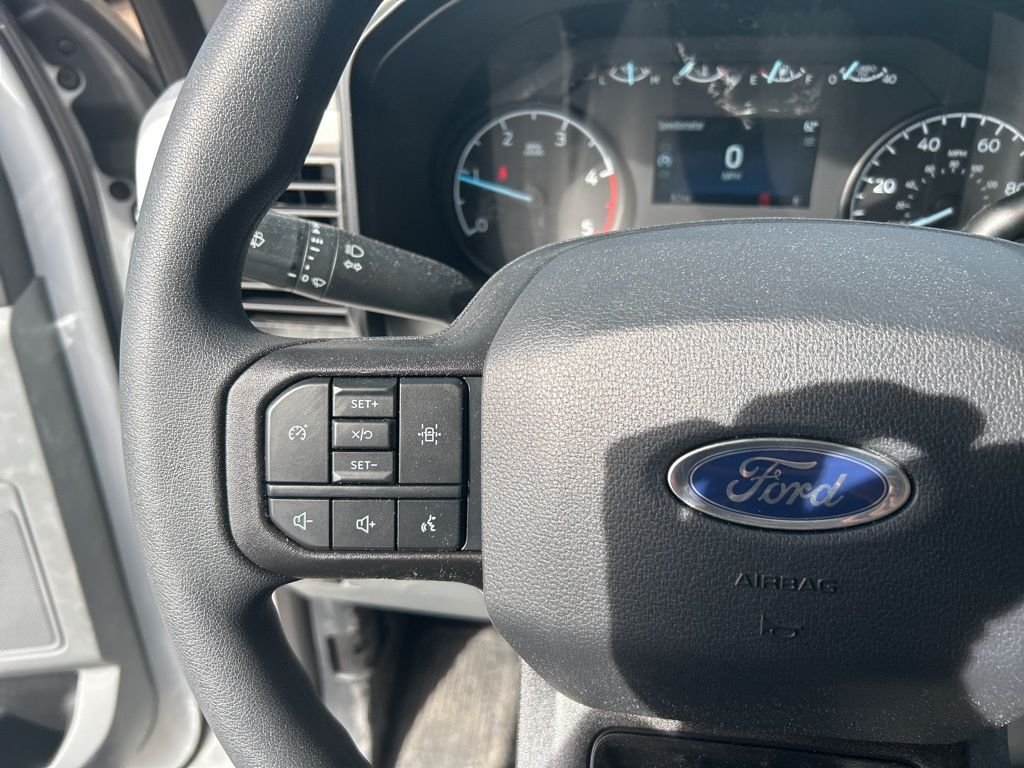 New 2026 Oxford White Ford XL image 17