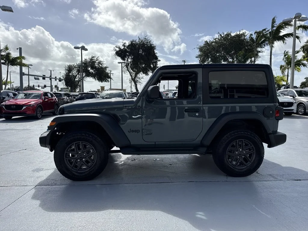 Used 2026 Gray Jeep Sport S image 27