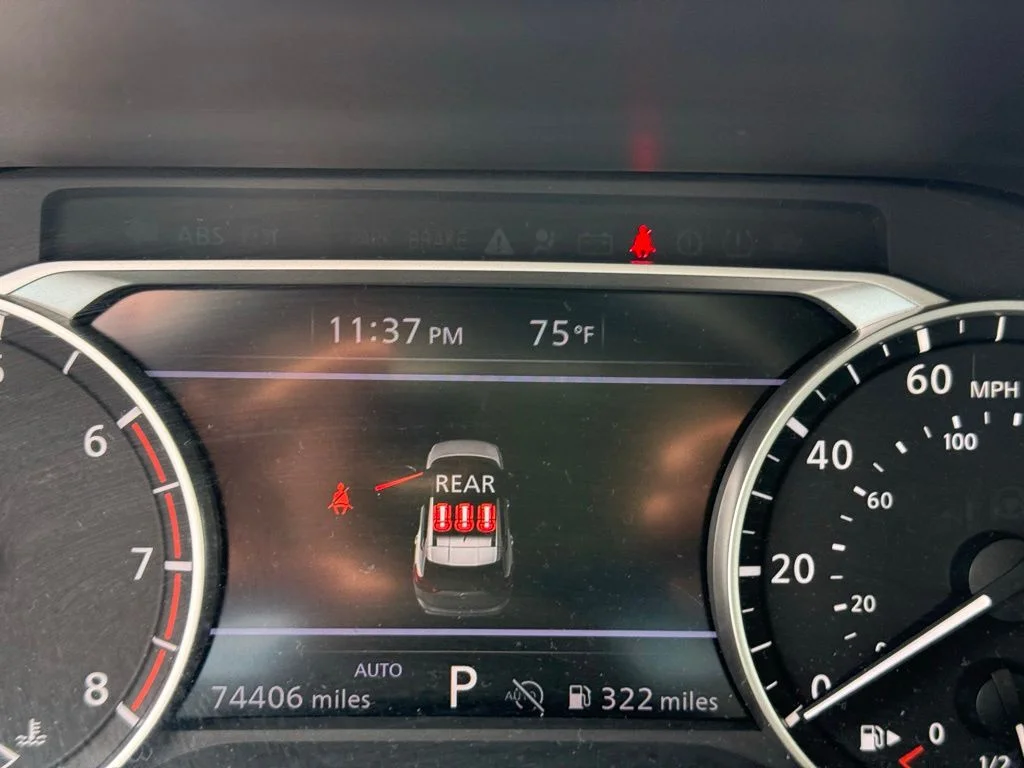 Used 2024 Silver Nissan S image 21