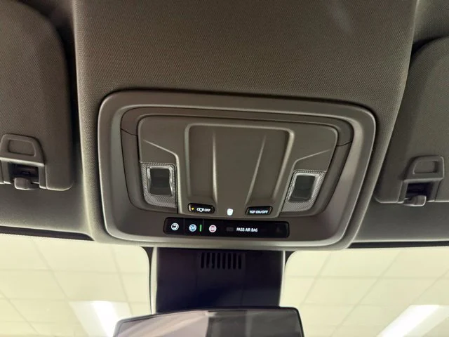 New 2026 Summit White GMC SLE image 18