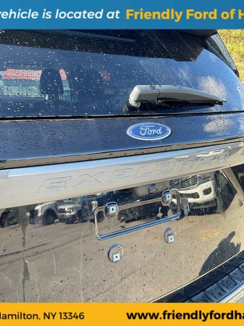 Used 2021 Black Ford XLT image 19