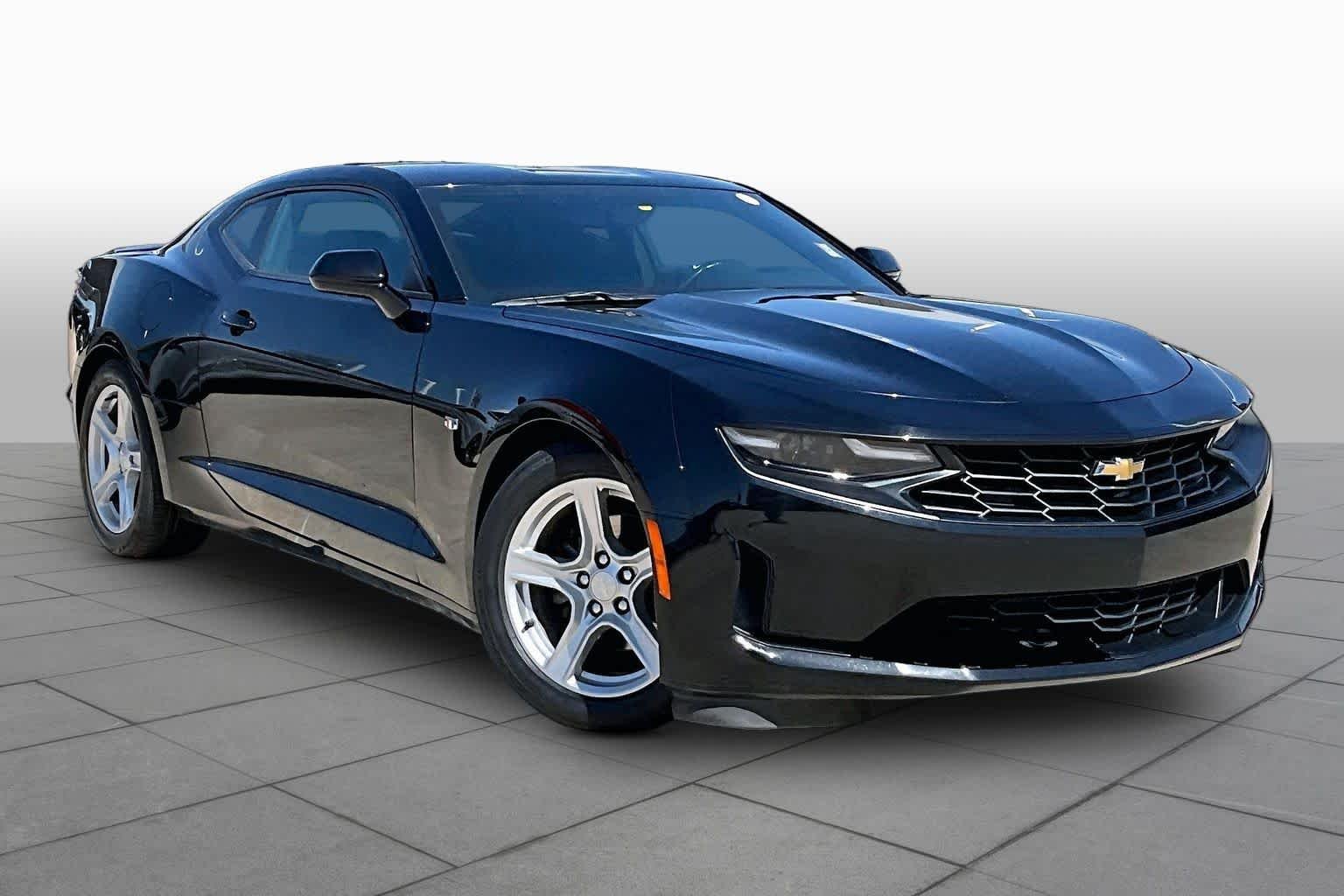 Used 2023 Black Chevrolet 1LT image 3
