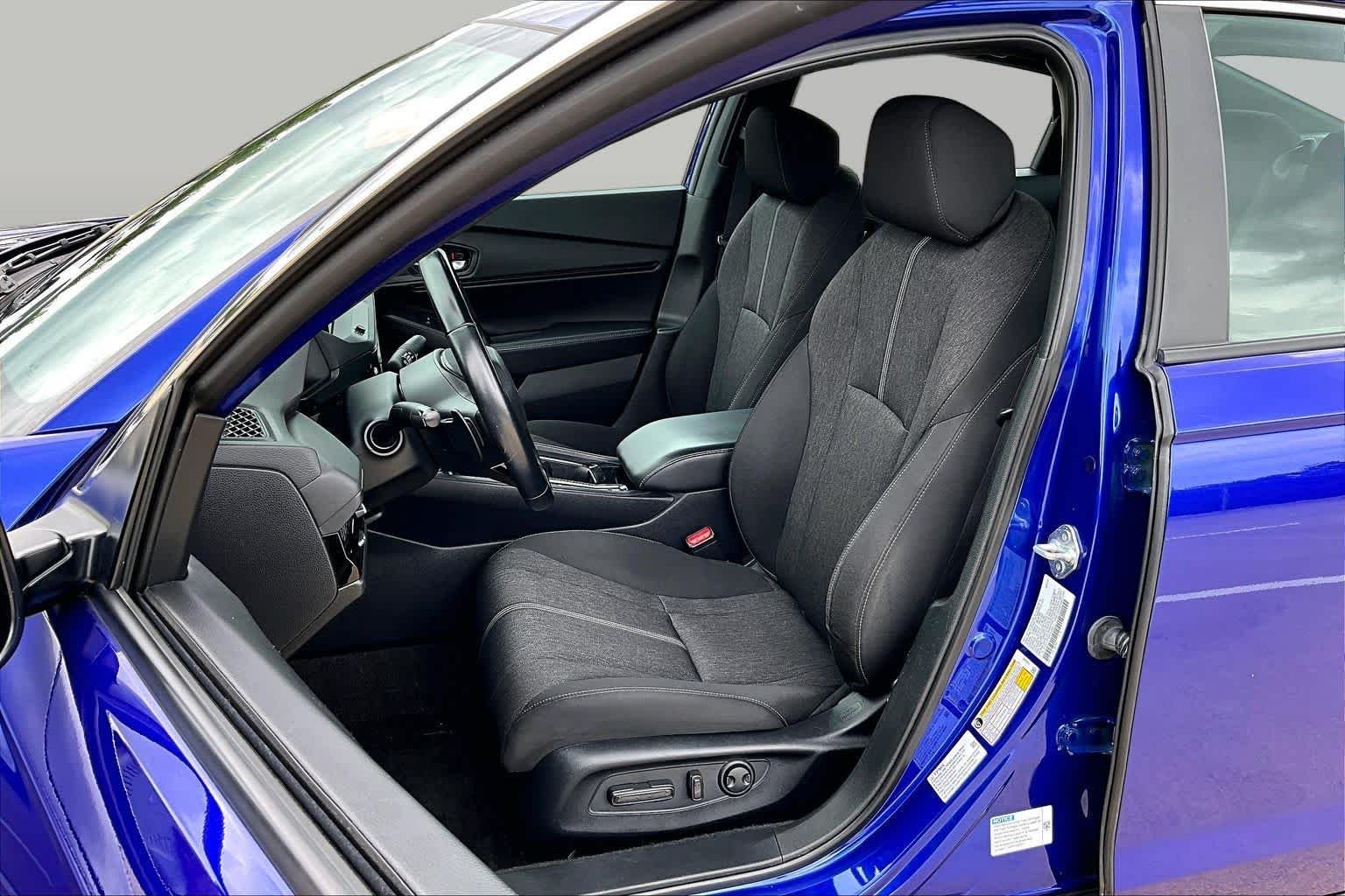 Used 2023 Still Night Pearl Honda Sport image 14