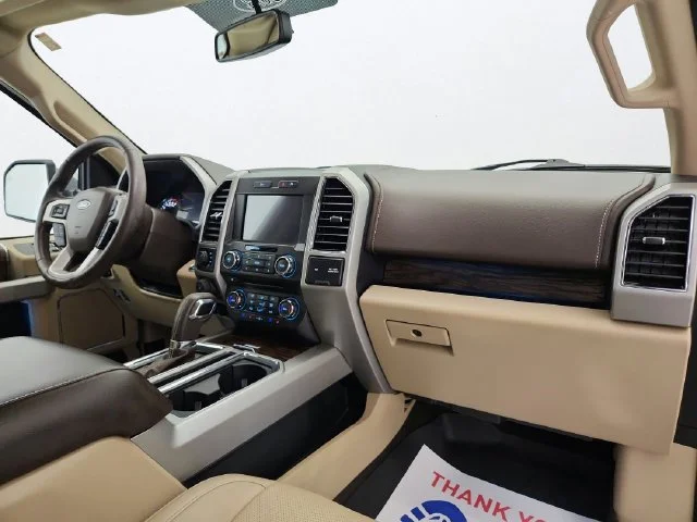 Used 2018 White Gold Ford Lariat image 31