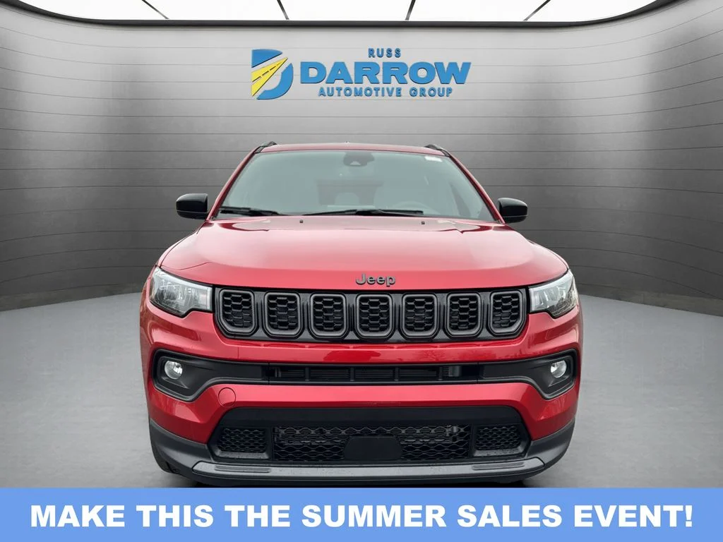 New 2026 Red Hot Pearl-Coat Exterior Paint Jeep Latitude image 8